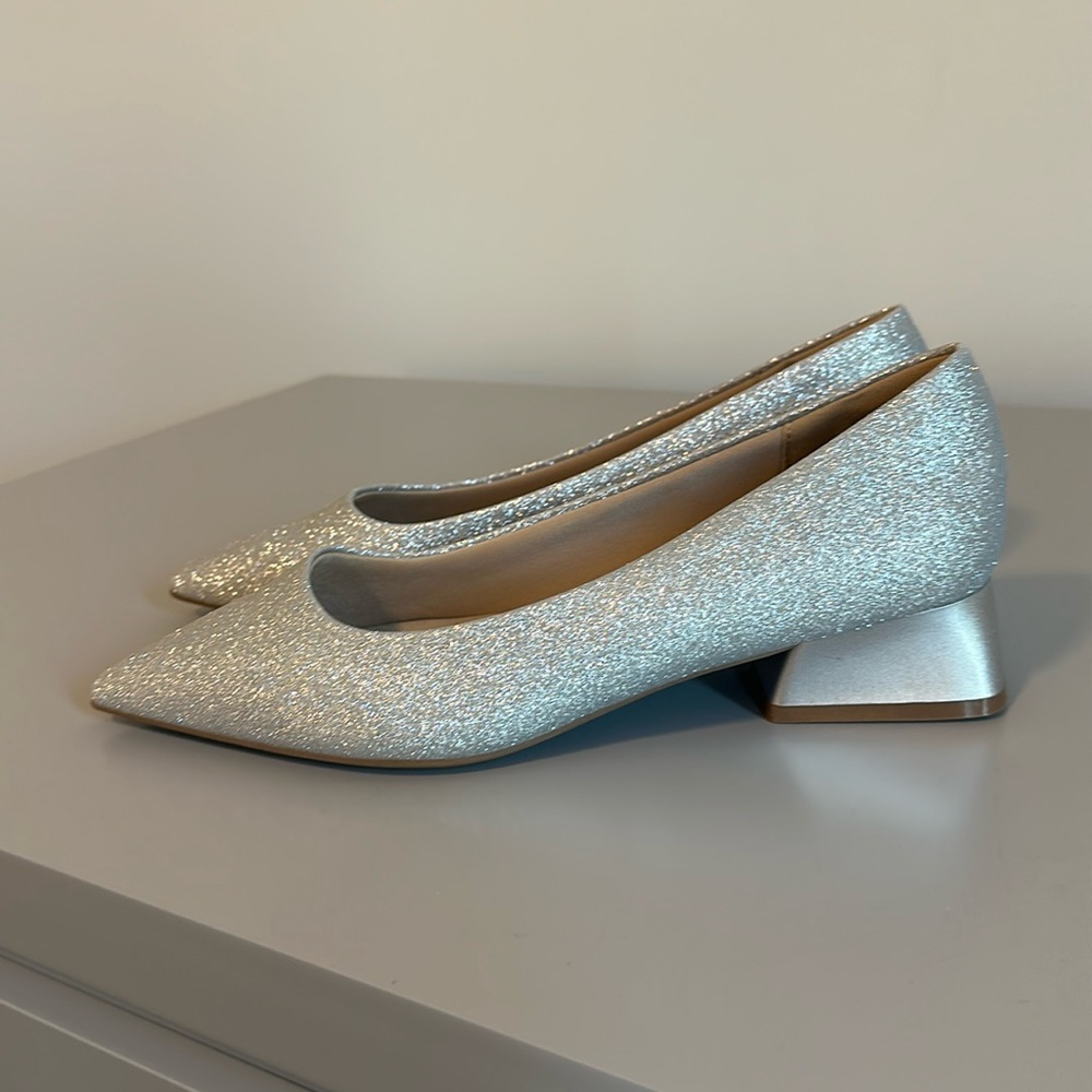 Dream Pairs Silver Low Heels